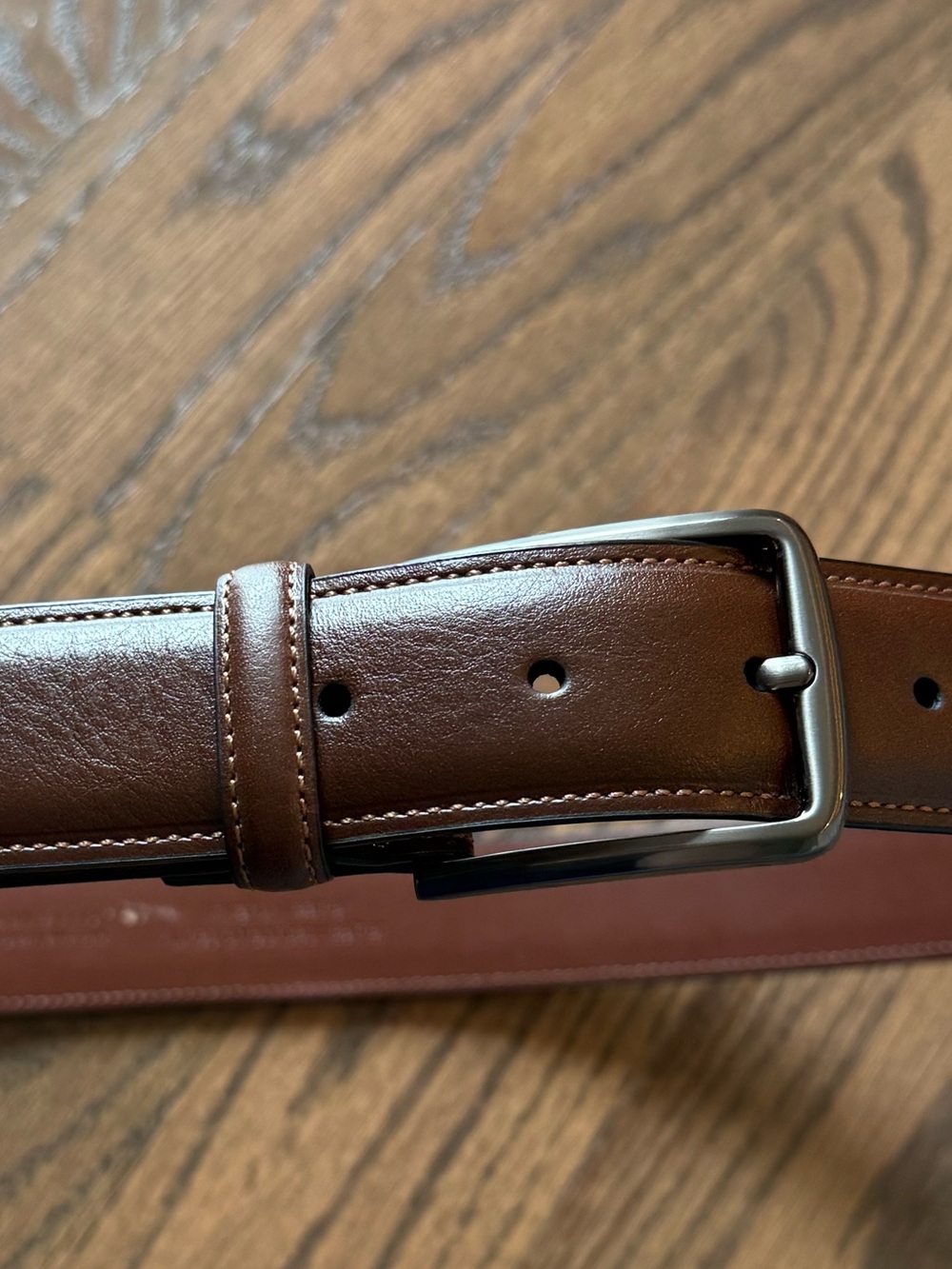NWT Perry Ellis Portfolio Classic Brown vegan and bonded Leather Men’s Belt